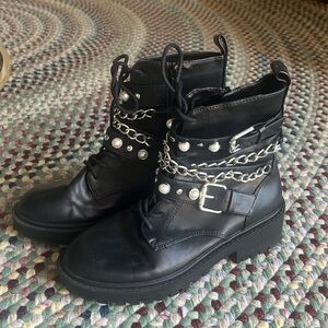 Stradivarius black leather boots